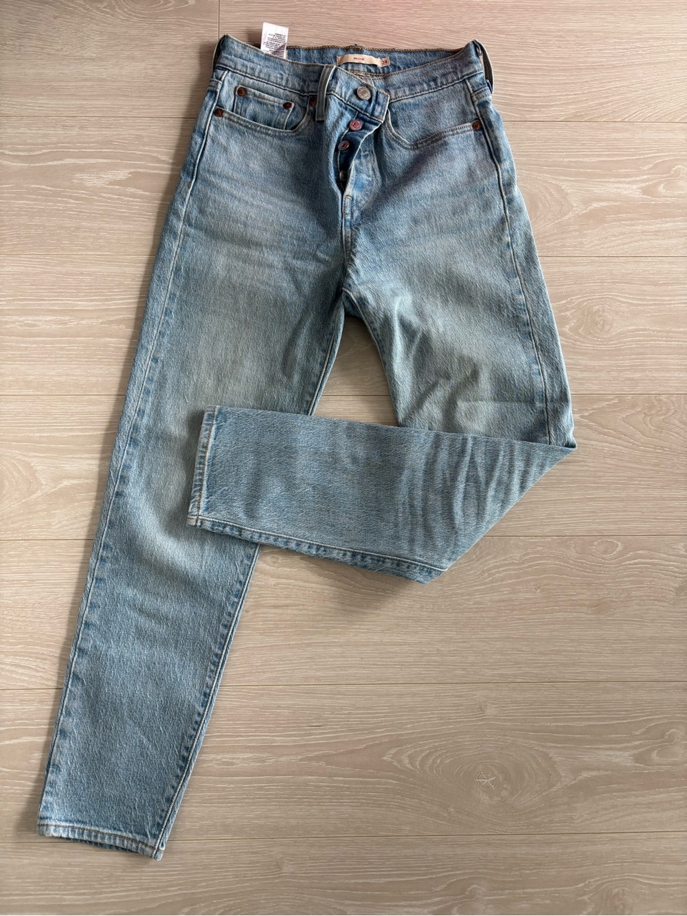 Levi’s Wedgie Jeans